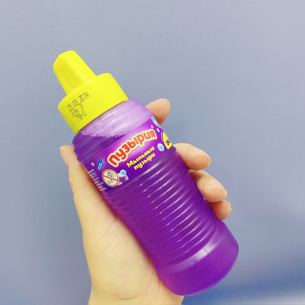 Мыльные пузыри 240 мл. Пузырия с необыкновенной трубочкой для надувания